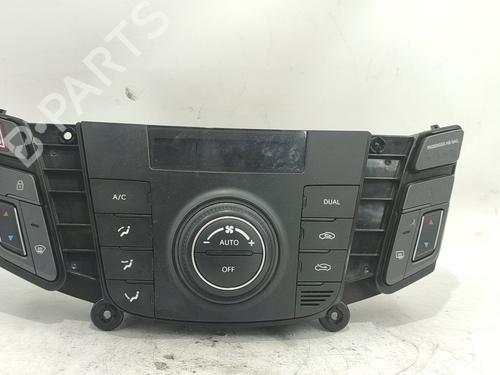 Used Climate control Climate control 38287228 38287228
