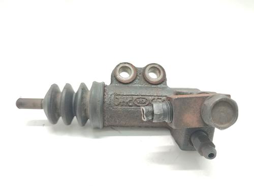 Used Clutch slave cylinder Clutch slave cylinder KIA CERATO I Hatchback (LD) 1.6 CRDi (115 hp) 33547257 33547257