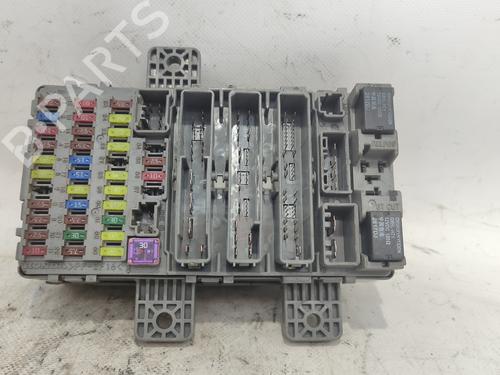 Fuse box HONDA CIVIC VIII Hatchback (FN, FK) 2.2 CTDi (FK3) | BP18002828E1 