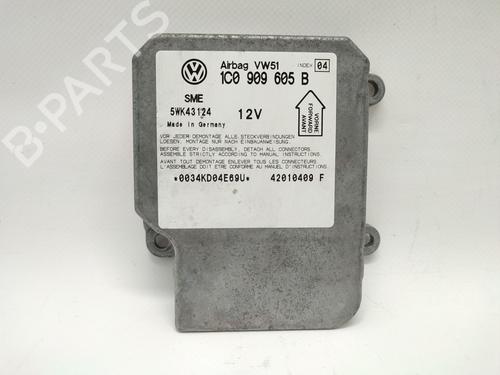 Used ECU airbags ECU airbags VW PASSAT B5.5 Variant (3B6) 1.9 TDI (130 hp) 33832095 33832095
