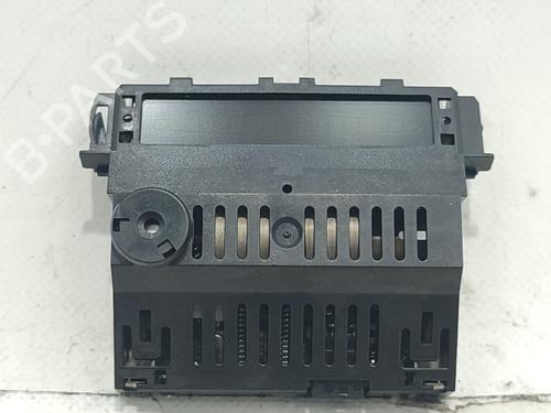 Used Display monitor Display monitor MERCEDES-BENZ CLK (C209) CLK 240 (209.361) (170 hp) 33244039 33244039