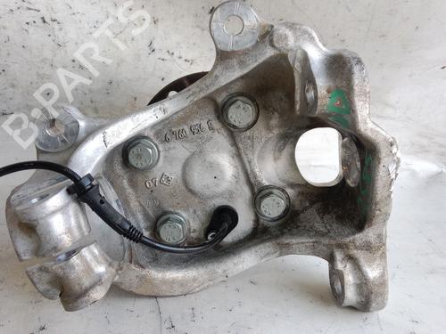 Fusée avant droite BMW 5 (E60) 520 d (163 hp) 31998505