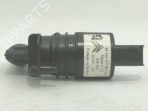 Used Washer pump PEUGEOT 407 (6D_) 2.0 HDi 135 (6DRHRH, 6DRHRE, 6DRHRG, 6DRHRJ) (136 hp) 31130545