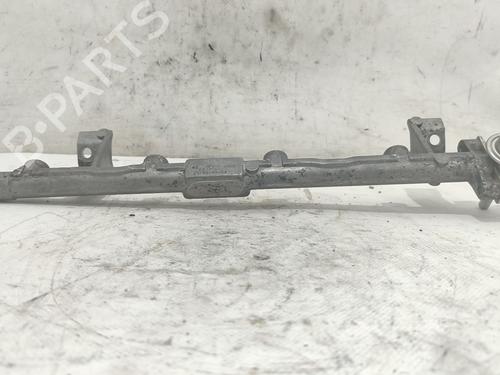 Used Injection rail FORD FOCUS I (DAW, DBW) 1.6 16V (100 hp) 27195752