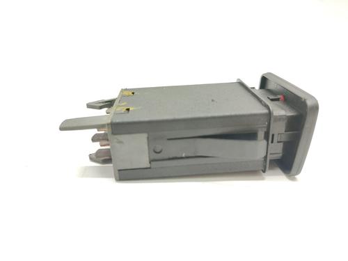 Warning switch VW BORA I (1J2) 2.0 | BP33548773I22 - Image 2