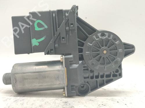 Used Right rear window motor Right rear window motor VW PASSAT B5 (3B2) 1.9 TDI (110 hp) 36567189 36567189