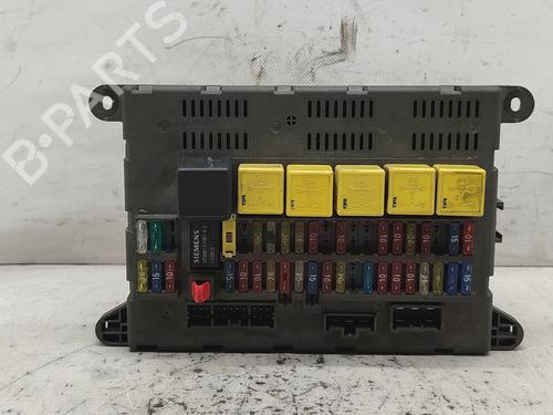 Used Fuse box LAND ROVER FREELANDER I (L314) 2.0 DI 4x4 (98 hp) 17837669