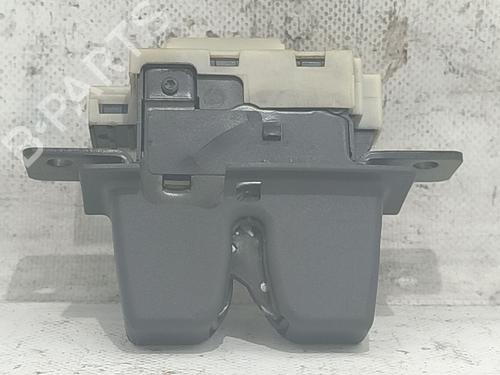 Used Tailgate lock RENAULT MEGANE II (BM0/1_, CM0/1_) 1.5 dCi (BM1E, CM1E) (106 hp) 24811495