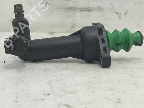 Clutch slave cylinder SEAT IBIZA III (6L1) 1.9 SDI | BP22354401M113 