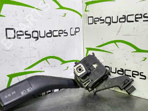 Used Steering column stalk SEAT ALTEA (5P1) 1.9 TDI (105 hp) 7151423