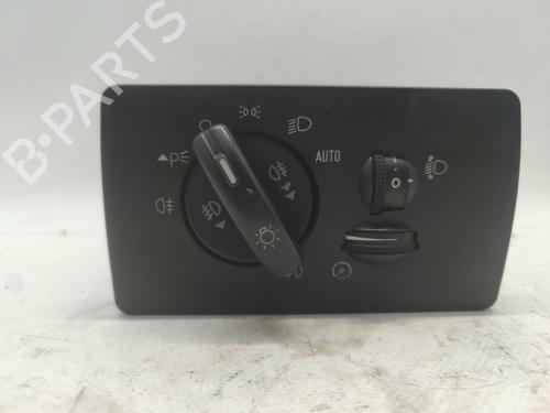 Used Headlight switch FORD MONDEO III (B5Y) 1.8 16V (125 hp) 31862282
