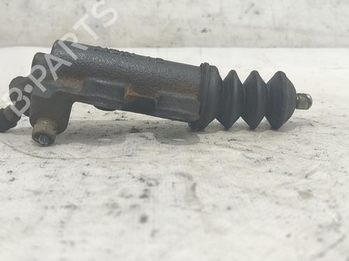 Clutch slave cylinder TOYOTA AVENSIS (_T22_) 1.8 VVT-i (ZZT221_, ZZT221R) | BP26741215M113 