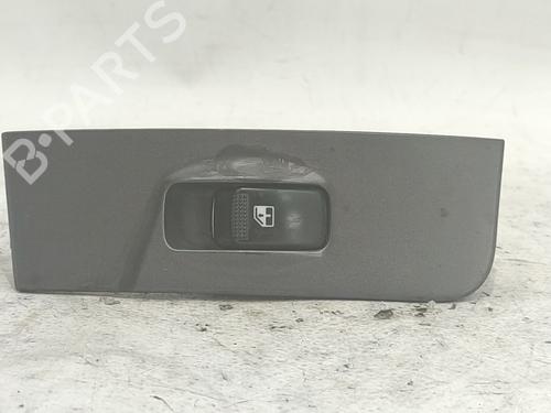 Used Right rear window switch Right rear window switch 38489468 38489468
