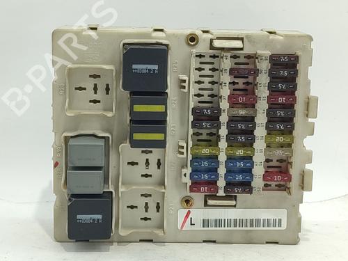 Used Fuse box FORD FOCUS I (DAW, DBW) 1.8 Turbo DI / TDDi (90 hp) 31758654