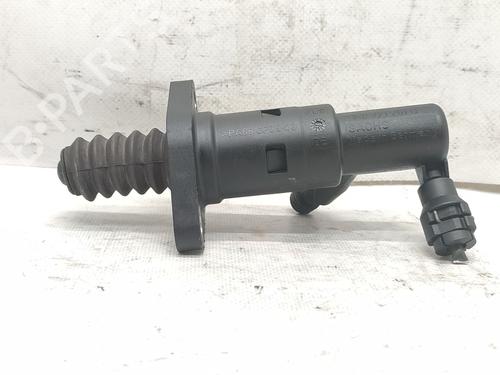 Used Clutch slave cylinder SEAT LEON (1P1) 1.6 TDI (105 hp) 23179418