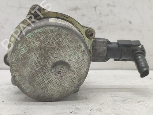 Used Vacuum pump RENAULT CLIO II (BB_, CB_) [1998-2016]  18240845