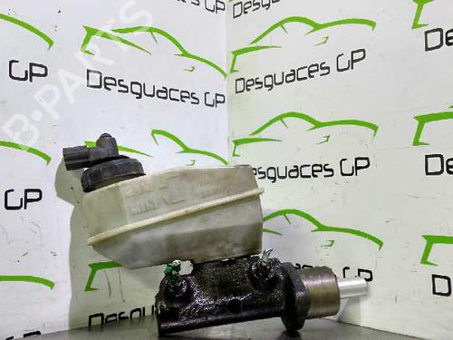 Used Brake master cylinder RENAULT MEGANE I Classic (LA0/1_) [1996-2008]  7135510
