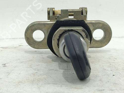 Heckklappengriff für BMW 3 (E36) 318 tds (90 hp) 32118864