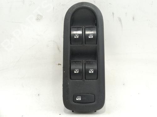 Used Left front window switch Left front window switch RENAULT SCÉNIC II (JM0/1_) 1.6 (JM0C, JM0J, JM1B) (113 hp) 33816454 33816454