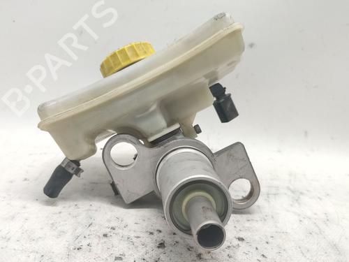 Used Brake master cylinder Brake master cylinder 37427422 37427422