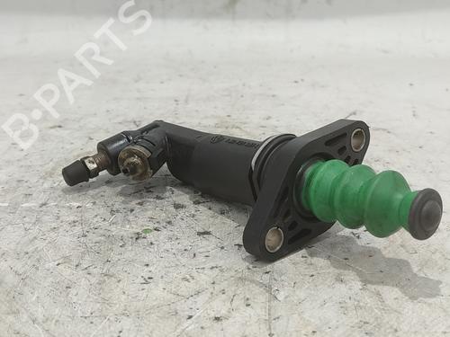 Clutch slave cylinder SEAT CORDOBA (6K2)  | BP16977776M113 