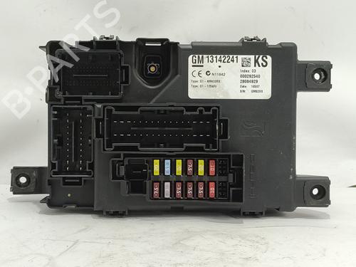 Used Fuse box OPEL CORSA D (S07) 1.3 CDTI (L08, L68) (75 hp) 28704323