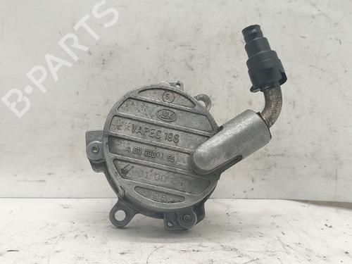 Used Vacuum pump MERCEDES-BENZ VITO Bus (W638) 108 CDI 2.2 (638.194) (82 hp) 25883224