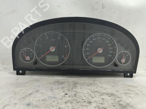 Used Instrument cluster FORD MONDEO III Saloon (B4Y) 2.0 16V TDDi / TDCi (115 hp) 23992384