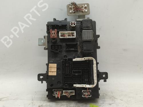 Used Fuse box NISSAN PRIMERA Hatchback (P11) 2.0 TD (90 hp) 17186343