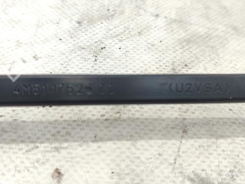 Front windshield wiper arm FORD FOCUS II (DA_, HCP, DP) 1.8 TDCi | BP27598413C143 