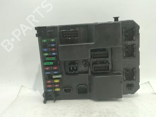 Used Fuse box PEUGEOT 307 (3A/C) 1.6 HDi 110 (109 hp) 32019402
