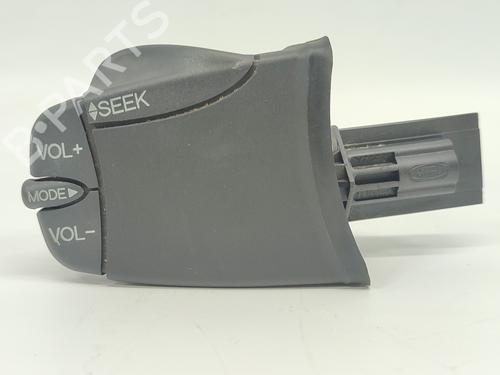 Used Steering wheel controls FORD MONDEO III (B5Y) [2000-2007]  15212325