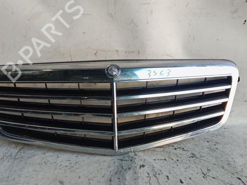 grille-mercedes-benz-e-class-w212-2009-2010-2011-2012-2013-2014-2015-2016-30686331 main image