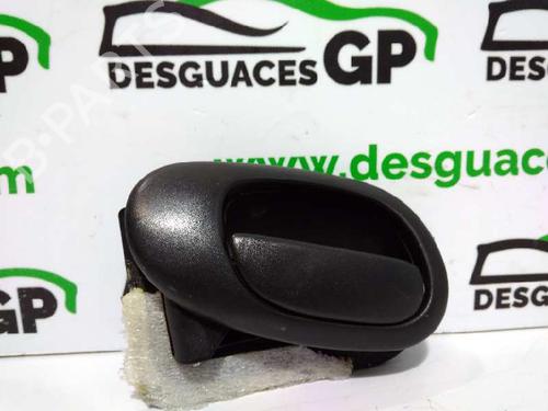 Used Front left interior door handle PEUGEOT 206 Hatchback (2A/C) 1.9 D (69 hp) 7143845