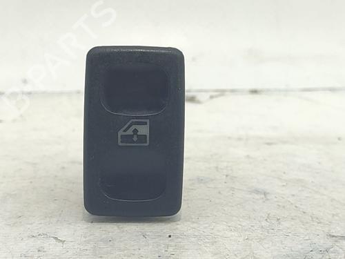 Used Right front window switch SEAT CORDOBA (6K1, 6K2) 1.4 i (60 hp) 32237318