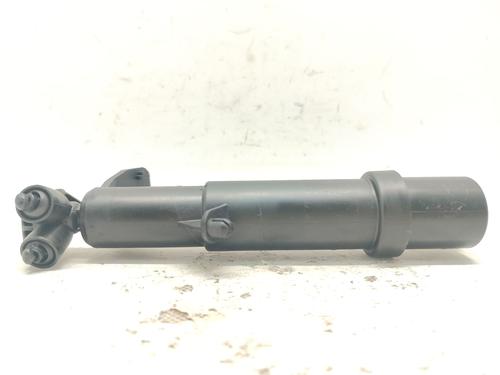 Koplampsproeier MERCEDES-BENZ C-CLASS Coupe (CL203) C 180 Kompressor (203.746) (143 hp) 30823010