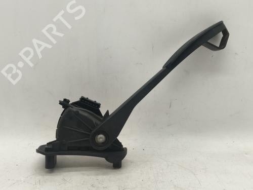 Used Pedal VOLVO S60 I (384) 2.4 D (130 hp) 16553787