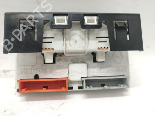 Display RENAULT SCÉNIC I MPV (JA0/1_, FA0_) 1.9 dTi (JA0N) | BP30154870C48