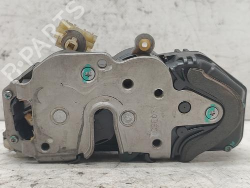 Used Front left lock OPEL INSIGNIA A Sports Tourer (G09) [2008-2017]  19308055