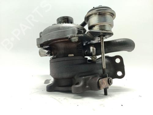 Turbo/Compresor PEUGEOT 206 Hatchback (2A/C) 1.4 HDi eco 70 (68 hp) 31718926