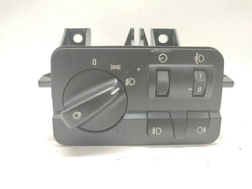 Commande de phare Commande de phare BMW 3 (E46) 320 d (136 hp) 34390859 34390859