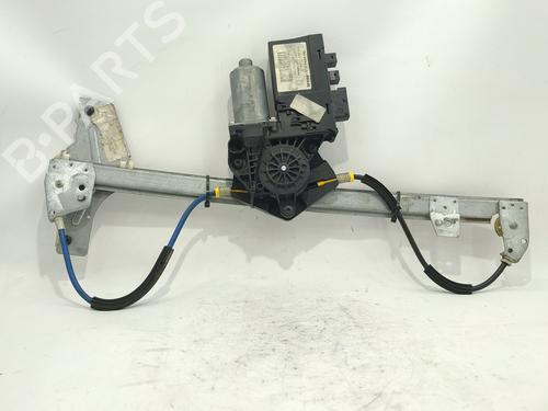 Vindusheismekanisme høyre foran PEUGEOT 307 Break (3E) 2.0 HDI 110 (107 hp) 29979626