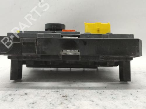 Fuse box CITROËN C4 Coupe (LA_) 1.6 THP 150 | BP37027988E1 - Image 4