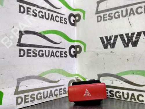 Used Warning switch LAND ROVER FREELANDER I (L314) 2.0 Td4 4x4 (112 hp) 7139400