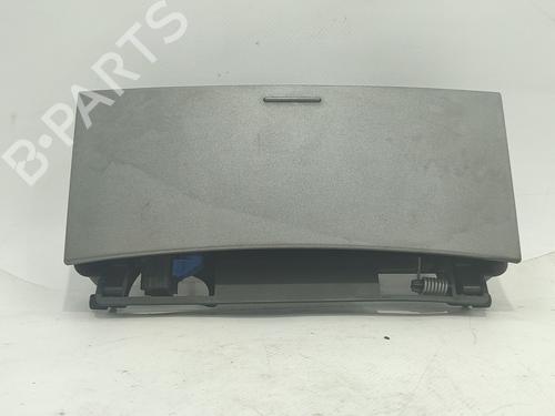 Posacenere PEUGEOT 407 (6D_) 2.0 HDi 135 (6DRHRH, 6DRHRE, 6DRHRG, 6DRHRJ) (136 hp) 31130531