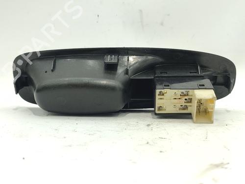 Højre fortil elrude kontakt HYUNDAI ACCENT II (LC) 1.5 CRDi | BP29983386I26