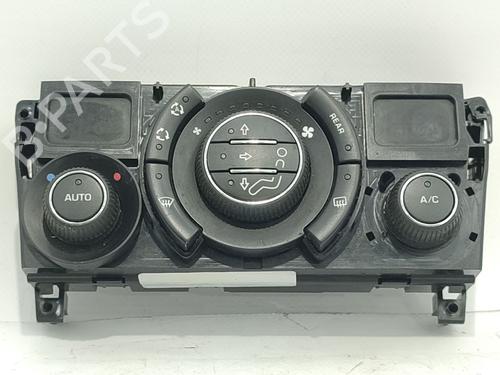 Commande Chauffage PEUGEOT 5008 (0U_, 0E_) 1.6 HDi (110 hp) 31806407
