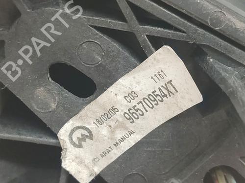 Left mirror CITROËN XSARA PICASSO (N68) 2.0 HDi | BP24473106C26