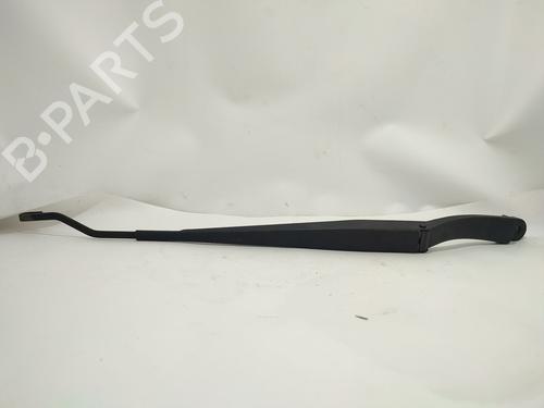 Used Front windshield wiper arm KIA SPORTAGE II (JE_, KM_) [2004-2011]  28294084