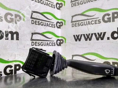 Used Steering column stalk OPEL CORSA C (X01) 1.3 CDTI (F08, F68) (70 hp) 7139106